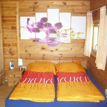 Ferienhaus Mit Gemutlicher Einrichtung *